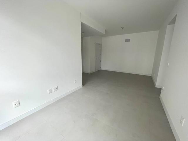 #246 - Apartamento para Venda em Florianópolis - SC - 3